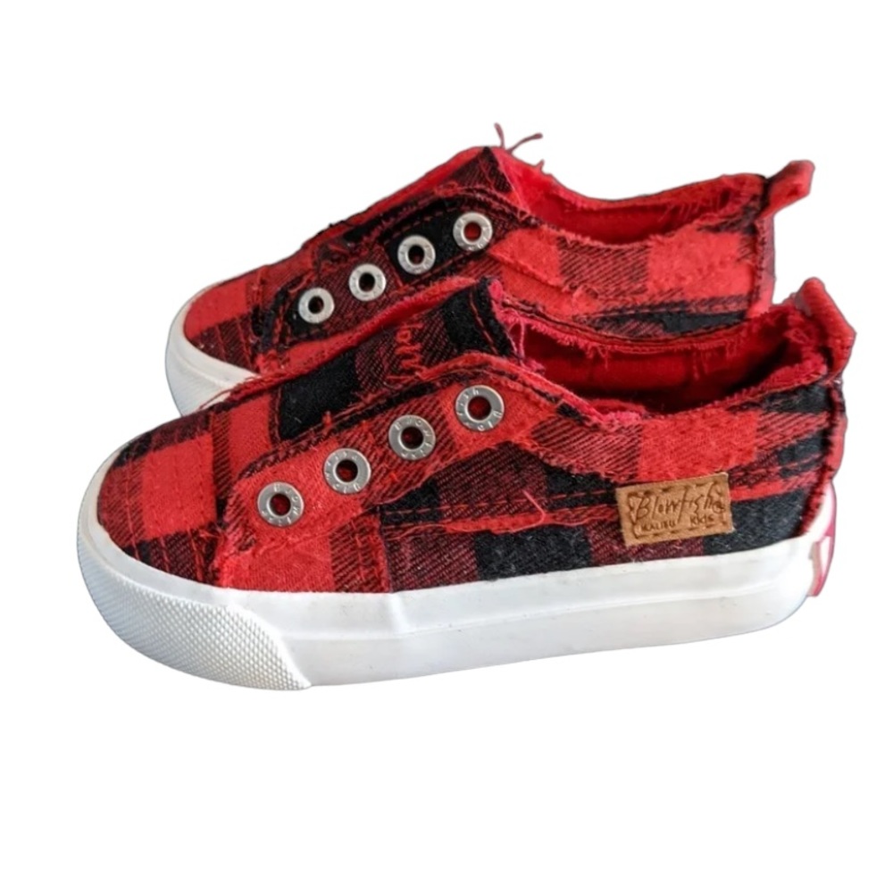 Red & Black Toddler Sneakers by Blowfish